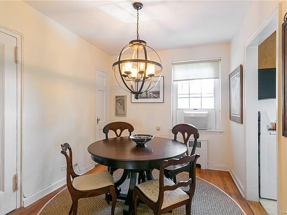 3rd image of 765 N Broadway APT 1G