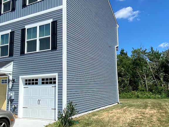 210 Red Bill Lane - End Unit
