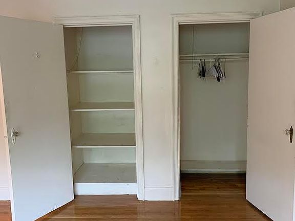 3rd image of 65 Strathmore Rd APT 41