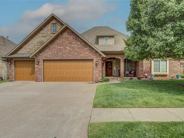 (undisclosed Address), Edmond, OK 73013