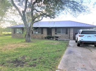 1527 County Road 122, Pledger, TX 77468