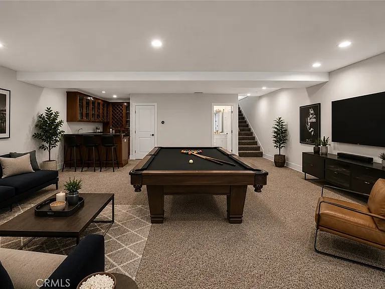58 Eastfield Dr — Photo 31