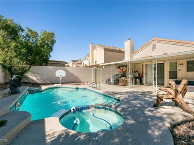 8001 Tribal Cir, Las Vegas, NV, 89145