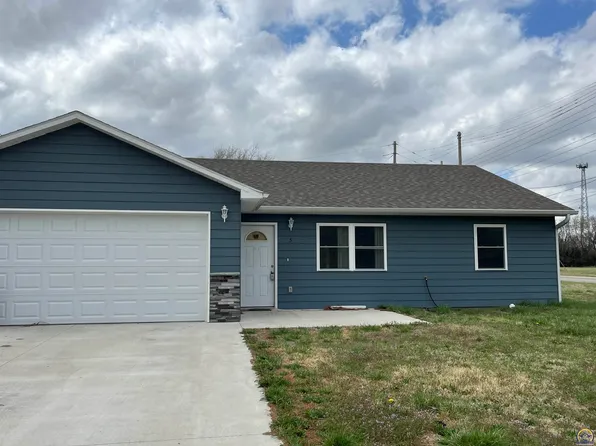 5 S Barbie St, Emporia, KS 66801