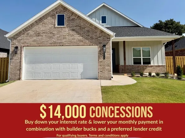 2112 Porter St, Pea Ridge, AR 72751
