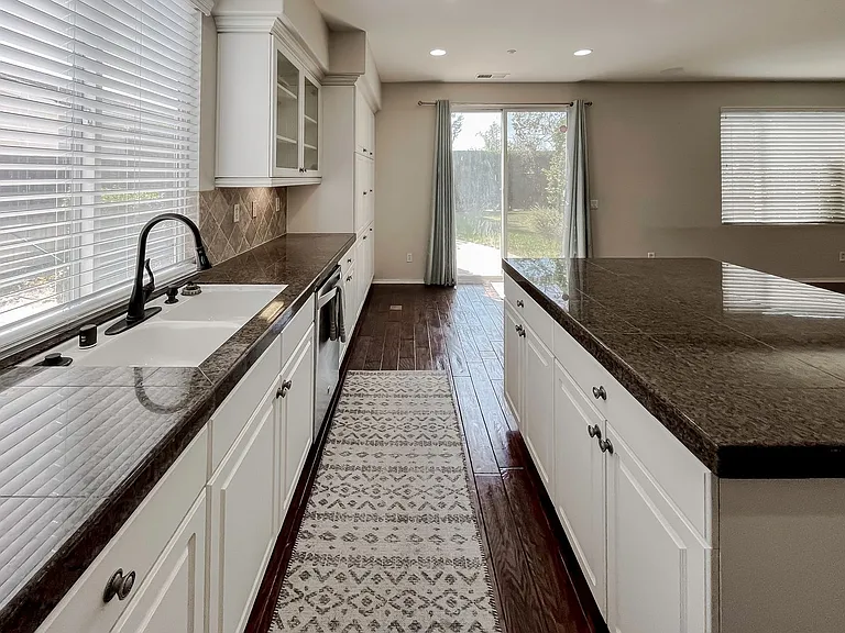 7905 Leway Dr — Photo 22