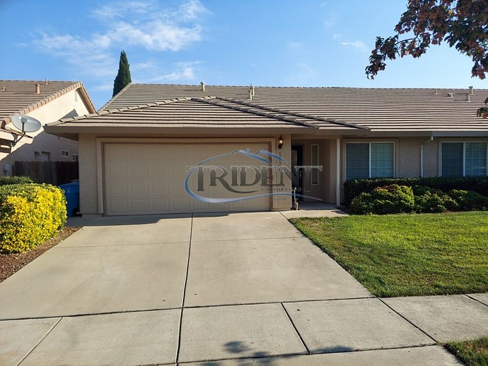 1st image of 1077 Courtyard Dr