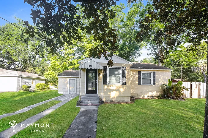 980 McTyre Ct — Photo 1
