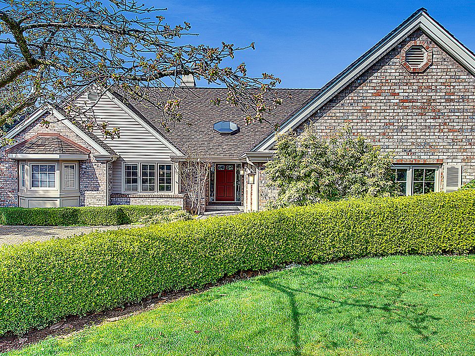 1st image of 3883 112th Ave NE