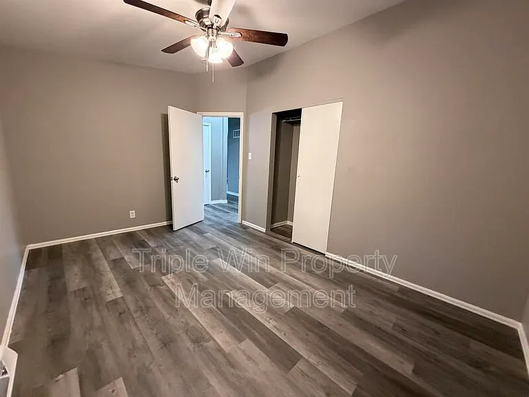 63 Patricia Pl — Photo 17