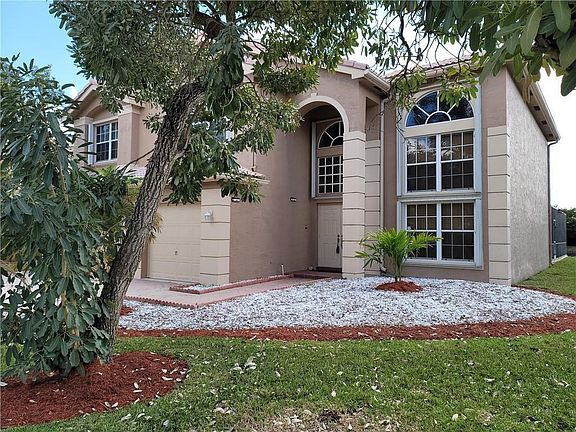 2nd image of 2281 SW 164th Avenue