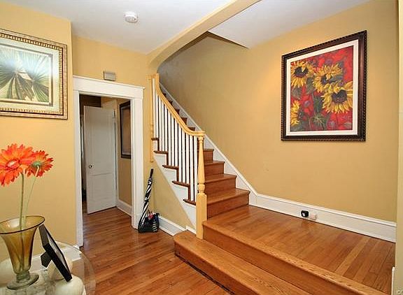 2nd image of 3600 Maryland Ave