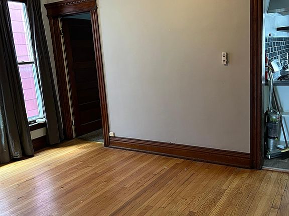 4th image of 344 Woodward Ave Floor 1