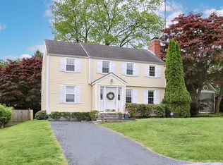 81 Southfield Rd, Fairfield, CT 06824