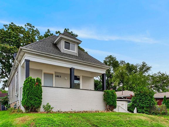 2nd image of 2423 Cleveland PLACE