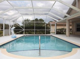 6027 NW Wolverine Rd, Port Saint Lucie, FL 34986