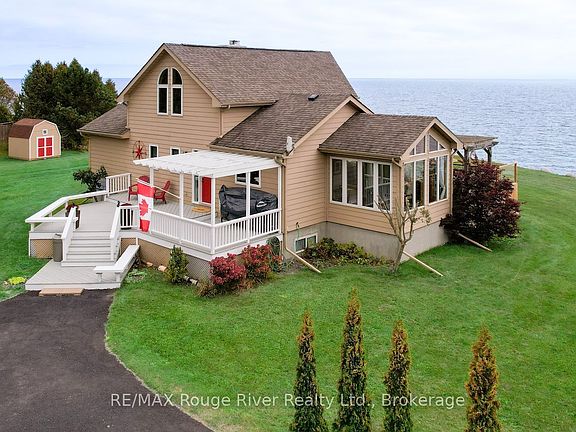 2nd image of 455 Lakeshore Rd
