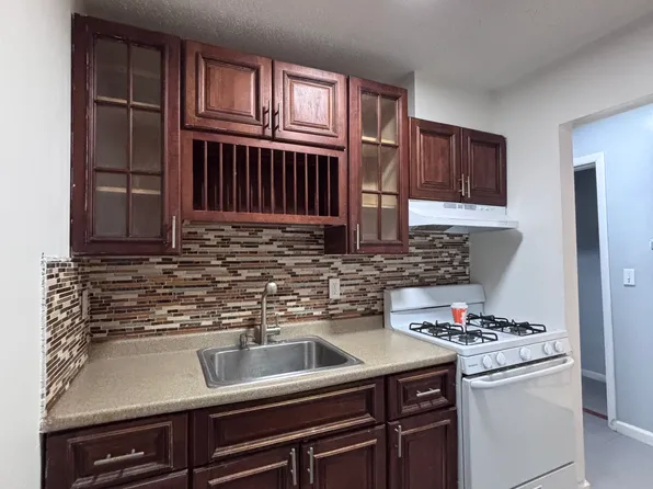 (undisclosed Address), Bronx, NY 10459