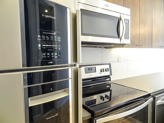 Rented by Miron Realty Group | media 78