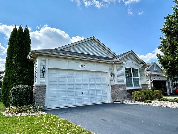 2nd image of 21217 Montclare Lake Dr