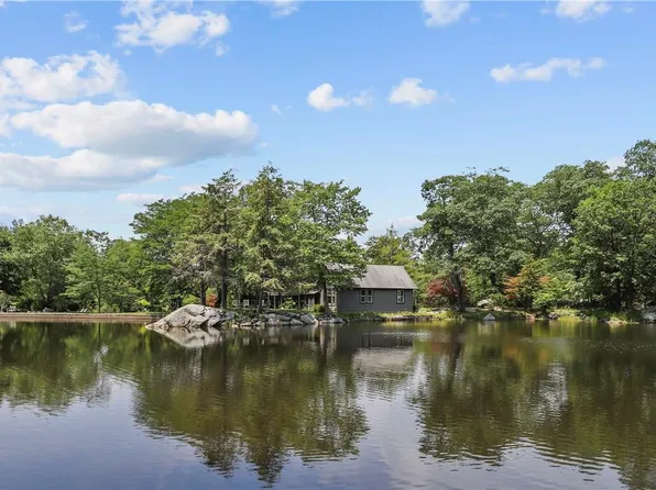 137 Cole Shears Court, Carmel, NY 10512