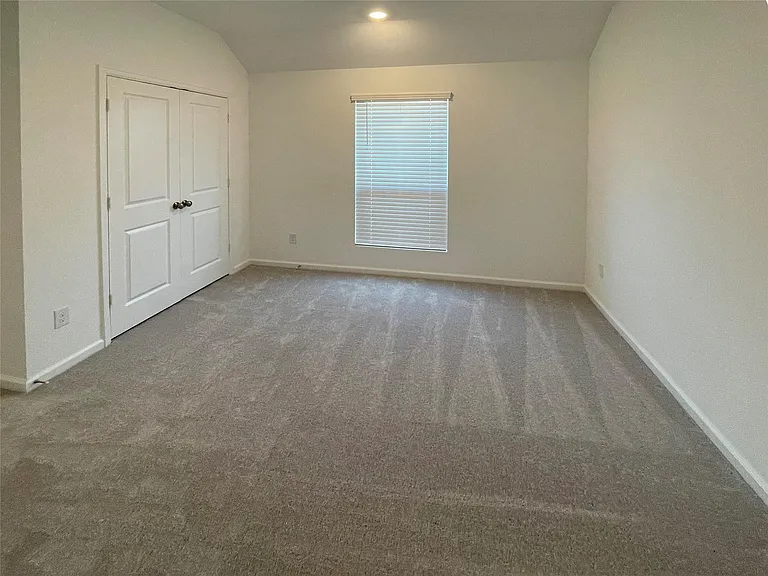30327 Centipede Grove Ln — Photo 23