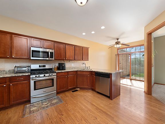 4th image of 8031 Nielsen Dr