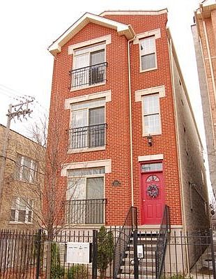 2900 Sq.Ft. Duplex Down Condo!