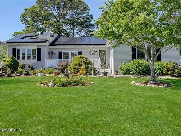 125 10th Avenue, Manchester, NJ 08759