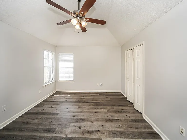 7714 Spring Morning Ct — Photo 9
