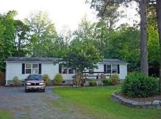 682 Bay Harbor Dr, Hampstead, NC 28443