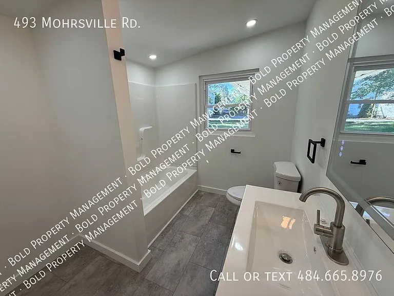 493 Mohrsville Rd — Photo 14
