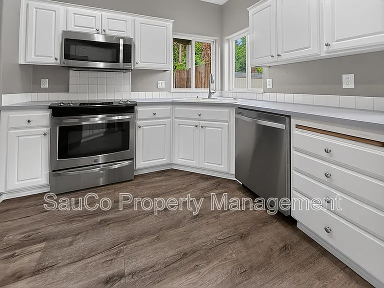 34333 E Columbia Ave — Photo 7