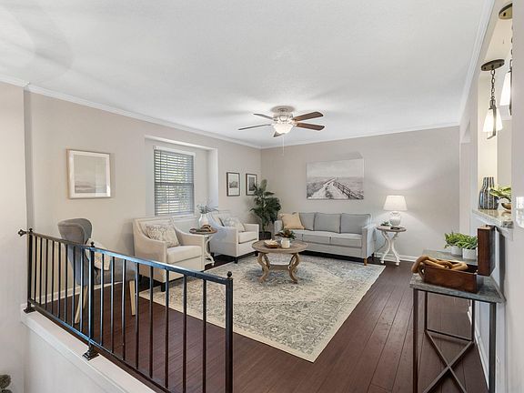 4th image of 110 Orlando Dr