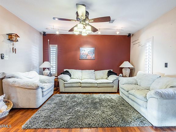 3rd image of 3449 E Paradise Dr
