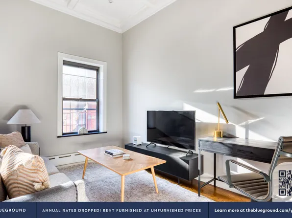 273 West 10th Street image 3 of 18