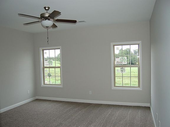 4th image of 205 Senna Dr