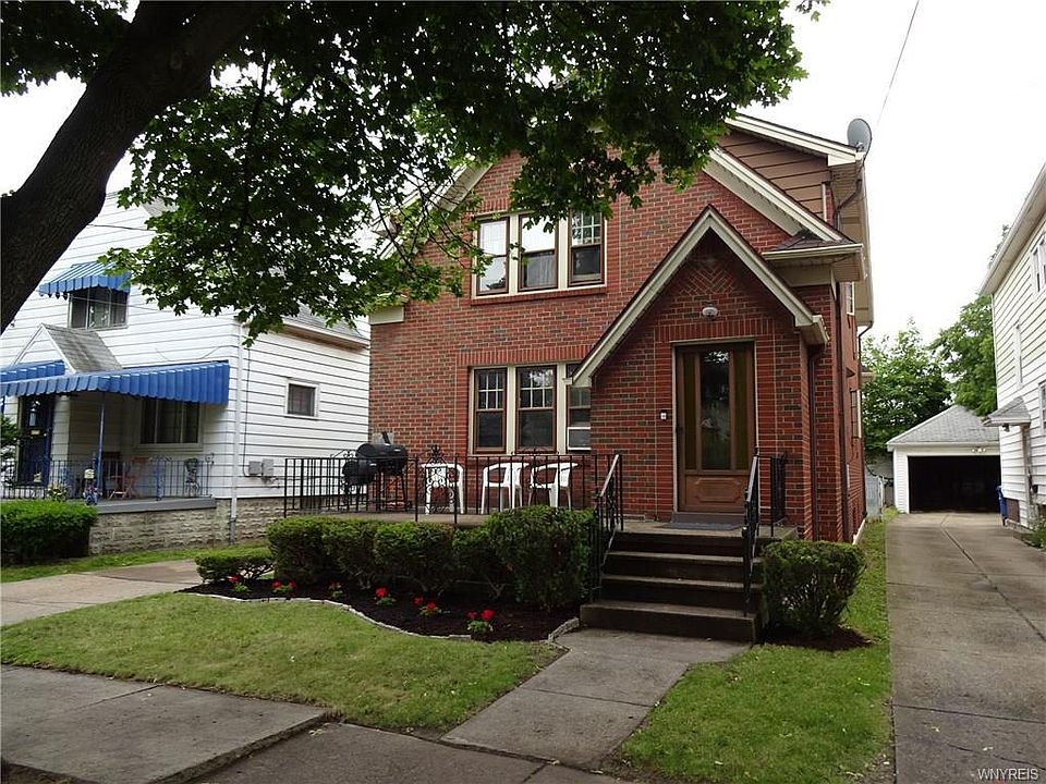 1st image of 142 Stewart Ave