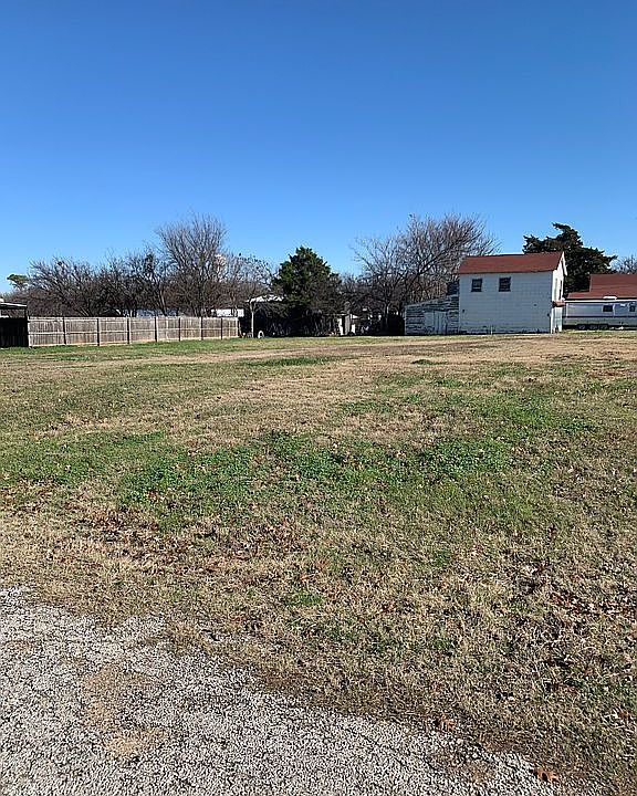 2nd image of 412 W Wichita St