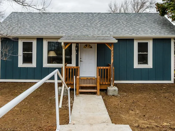 1553 Warren Ave, Sheridan, WY 82801