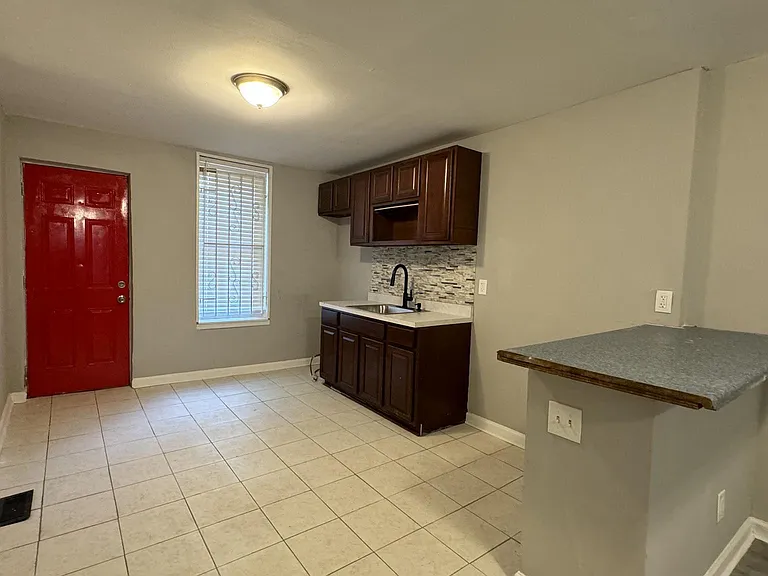 1662 S Conestoga St — Photo 8