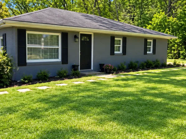 16918 Shelbyville Rd, Louisville, KY 40245