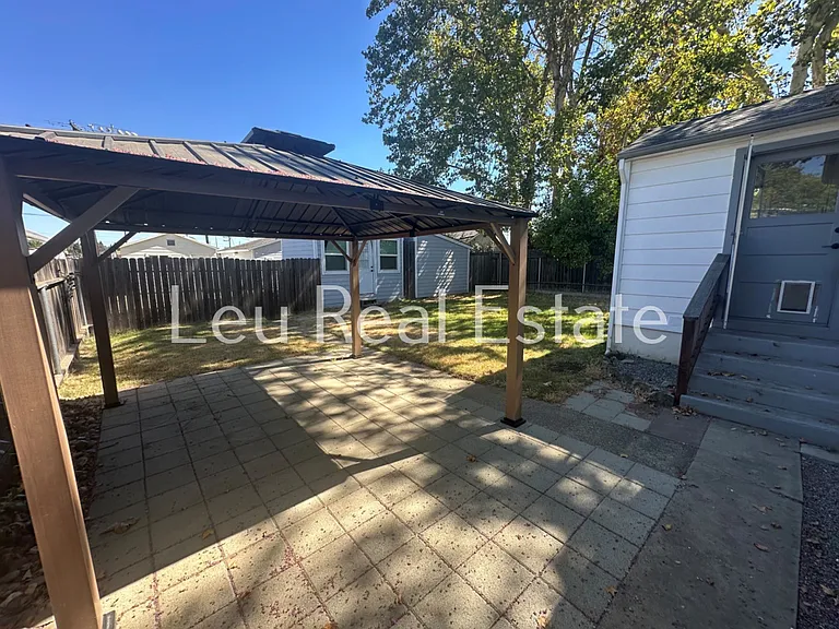 709 Alta Vista Ave — Photo 24