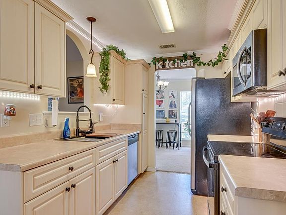 5th image of 2917 Avalon Ct
