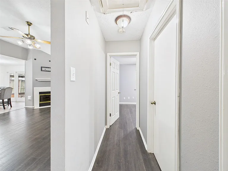 3718 Brookwood Dr — Photo 20