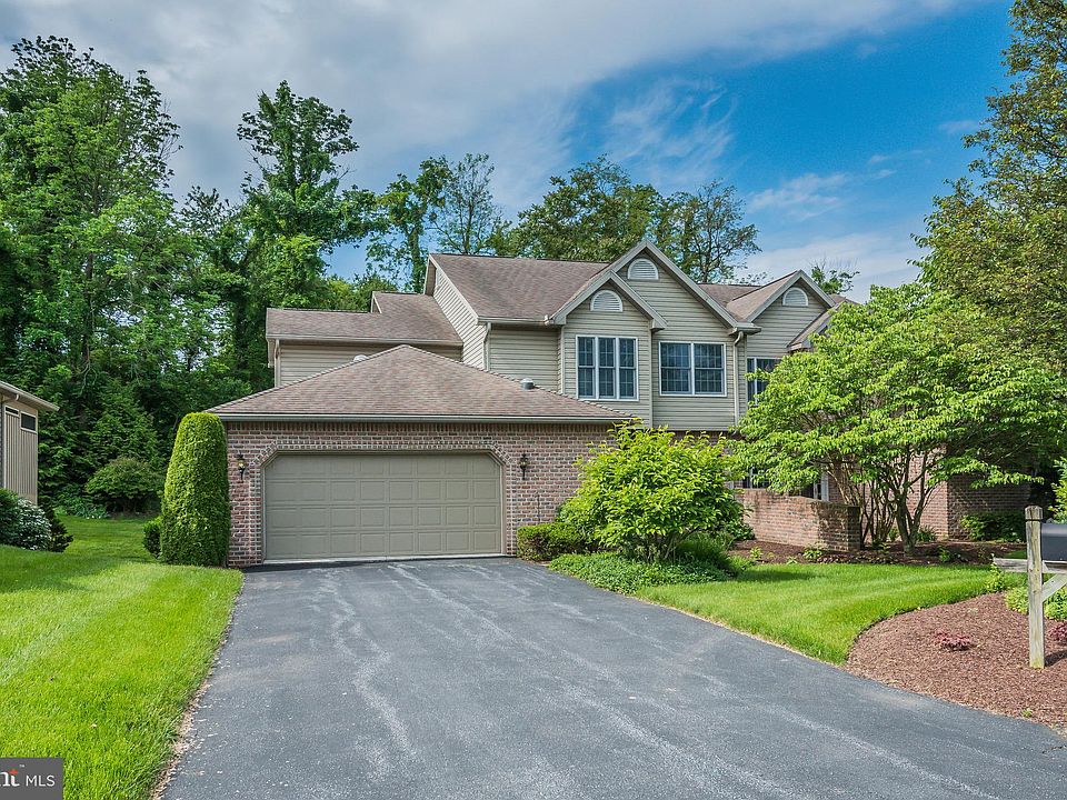 1st image of 14 Crain Cir