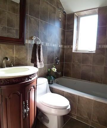 Upscale Luxury Bathroom