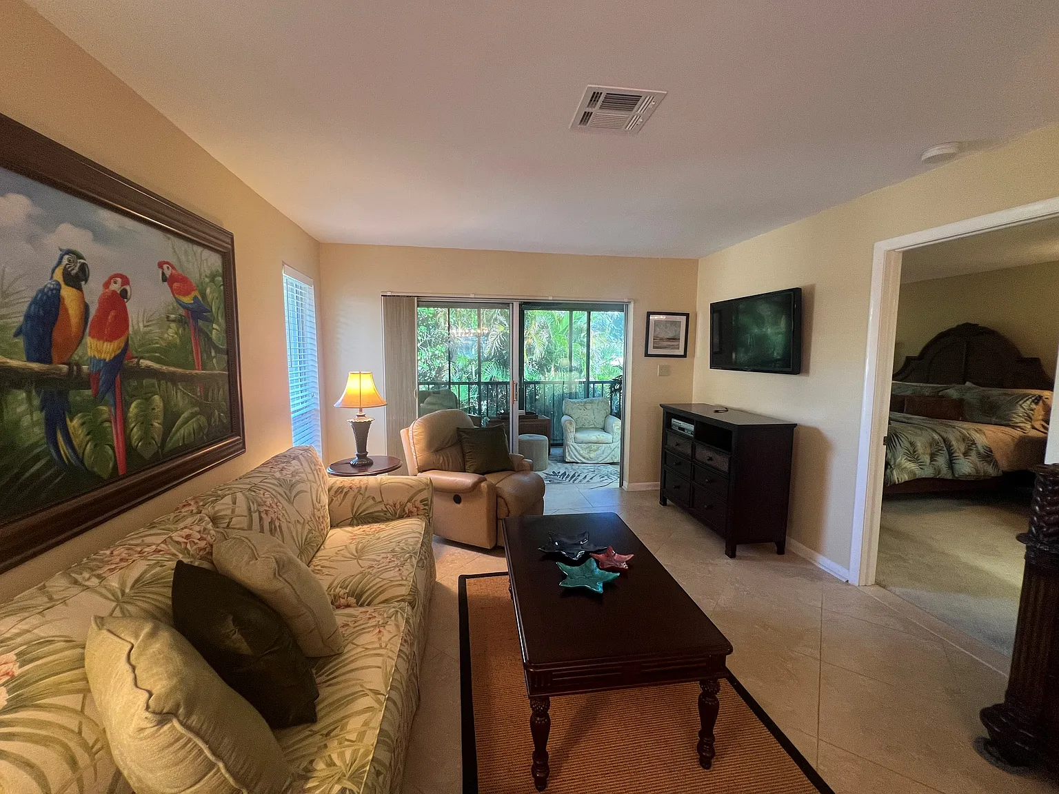 2 bed, 958 sqft, $2,000 — Photo 4