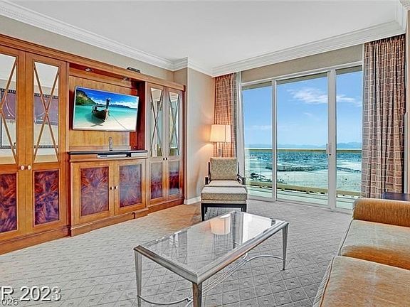 4th image of 125 E Harmon Ave #2814&2816