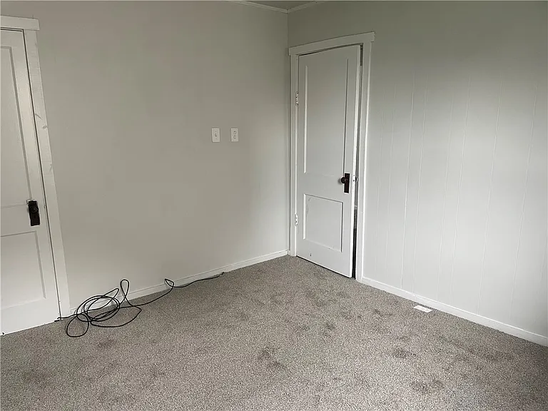 36 Lincoln Ave #1 — Photo 17